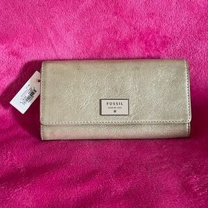 Fossil Champagne Gold Wallet Dawson Flip Clutch  NWT